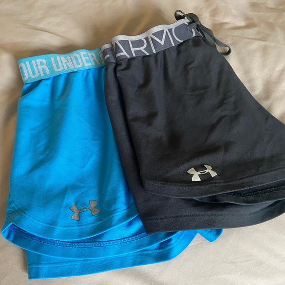 Underarmor short bundle - Picture 2 of 2